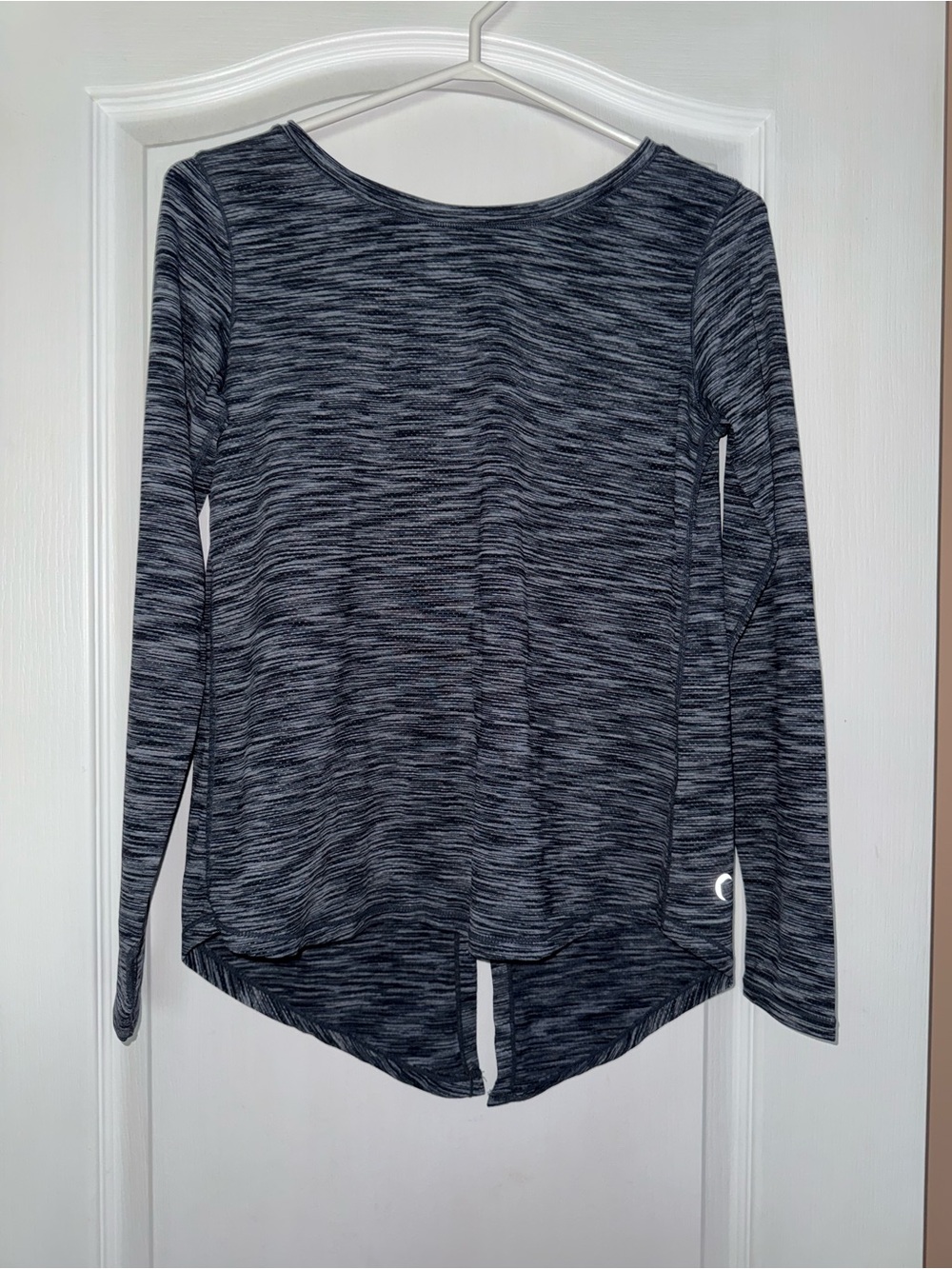 ZYIA Charcoal Split Back Ventilated Long Sleeve Top - Size Small
